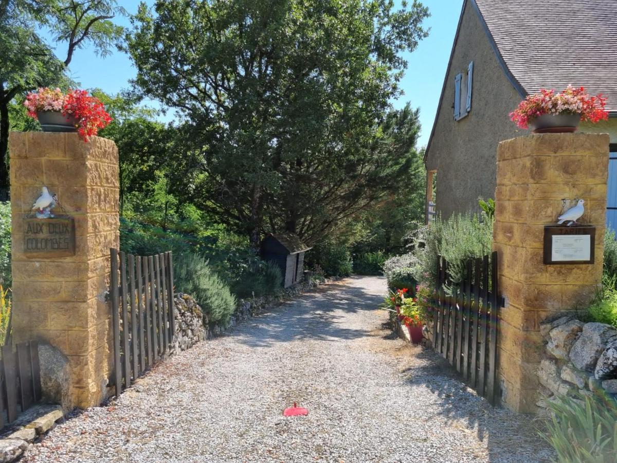 Aux Deux Colombes Bed and Breakfast Padirac Εξωτερικό φωτογραφία